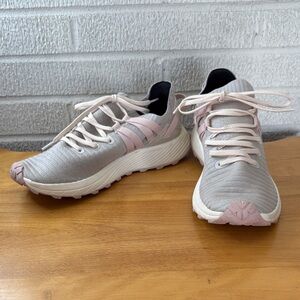 Merrell Embark Lace Sneakers Women's size 11 Wide Pink Rose Gray Vibram Sole EUC